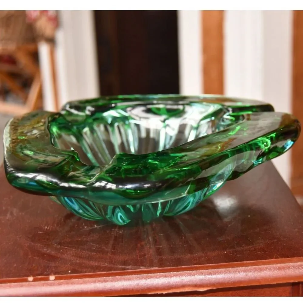 Vintage MCM Emerald Green Art Glass Ashtray Bowl Freeform 9” Heavy 3.3 lb